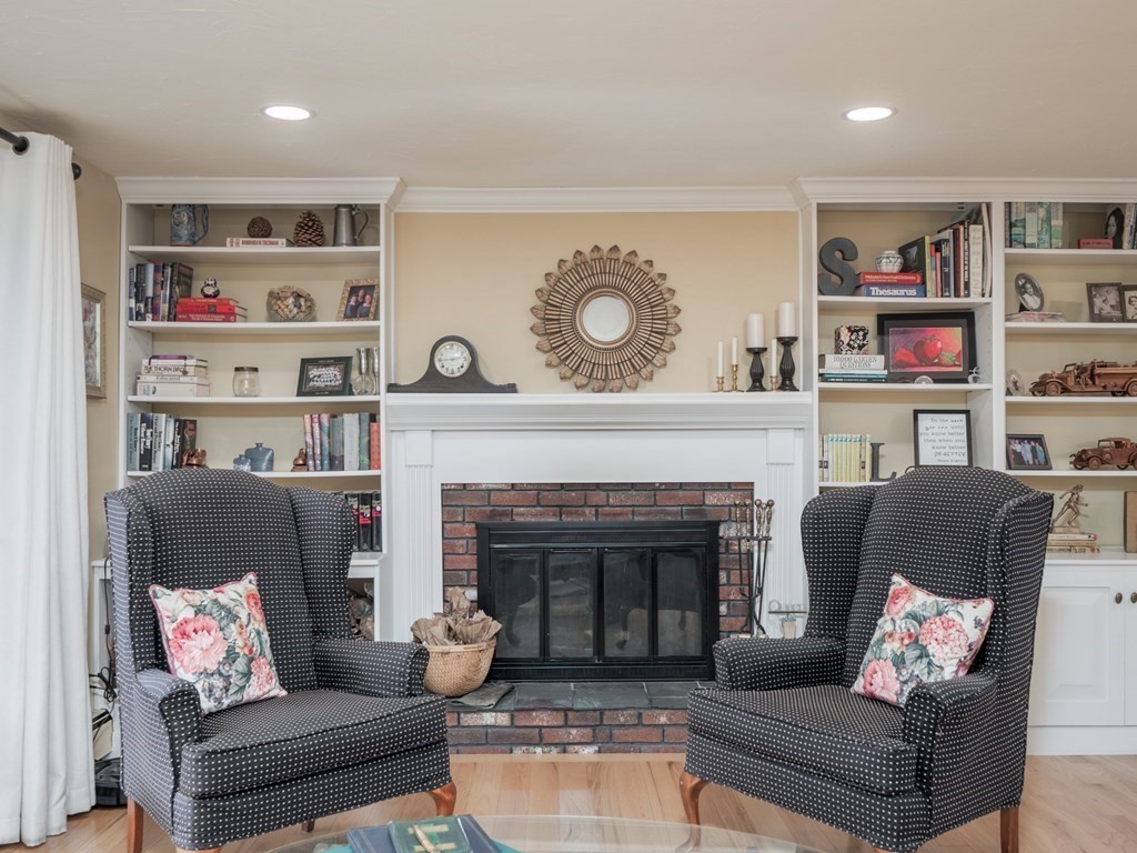 49 Newcomb Road Westminster, MA 01473 - Photo 3 of 42 Gallery Image 3