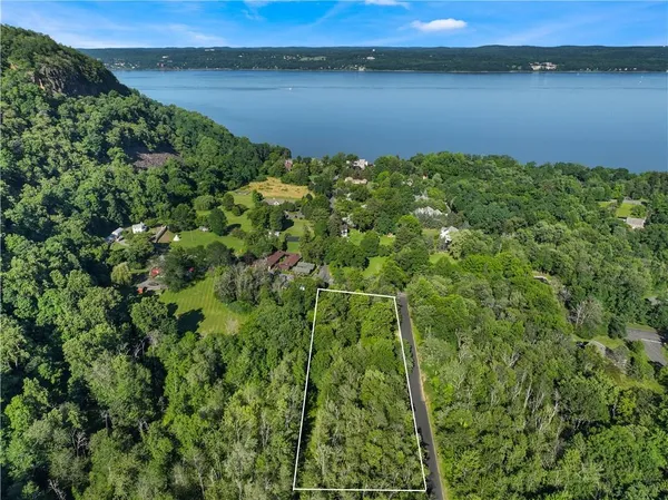 $599,000 | 1 Badi Drive, Nyack, NY 10960