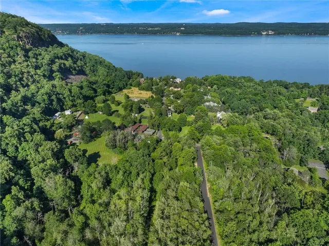 $599,000 | 1 Badi Drive, Nyack, NY 10960