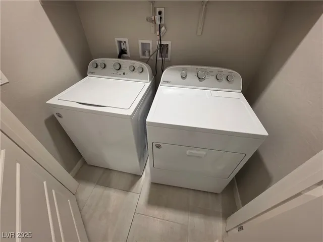 $2,495 | 11299 Glowing Avenue, Unit 102, Las Vegas, NV 89135