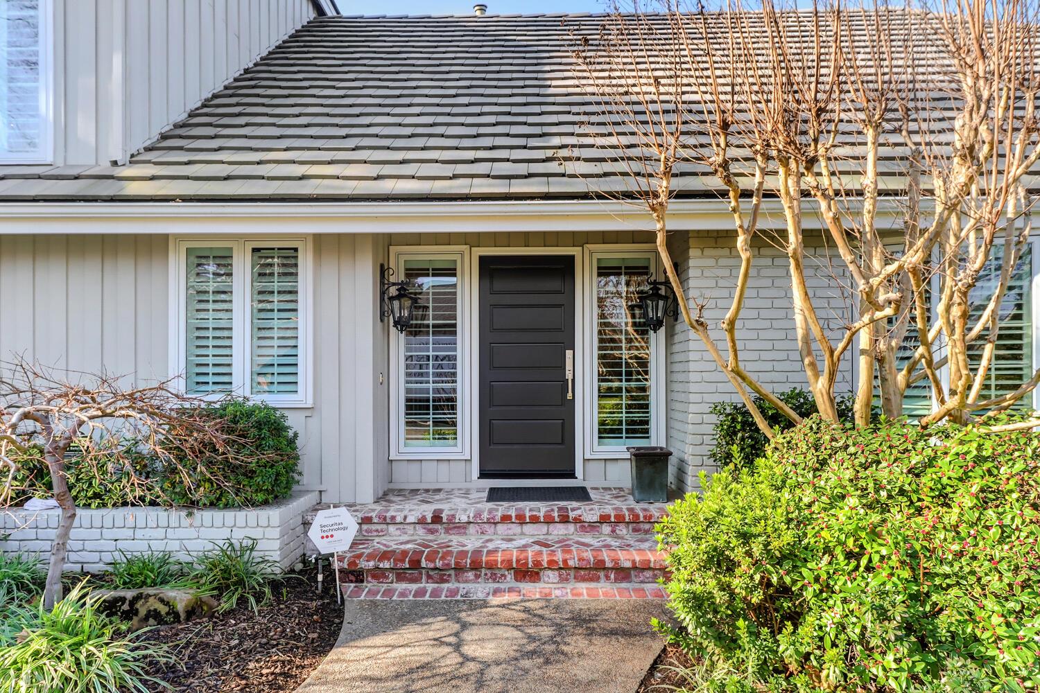 1749 Haggin Grove Way Carmichael, CA 95608 - Photo 3 of 99