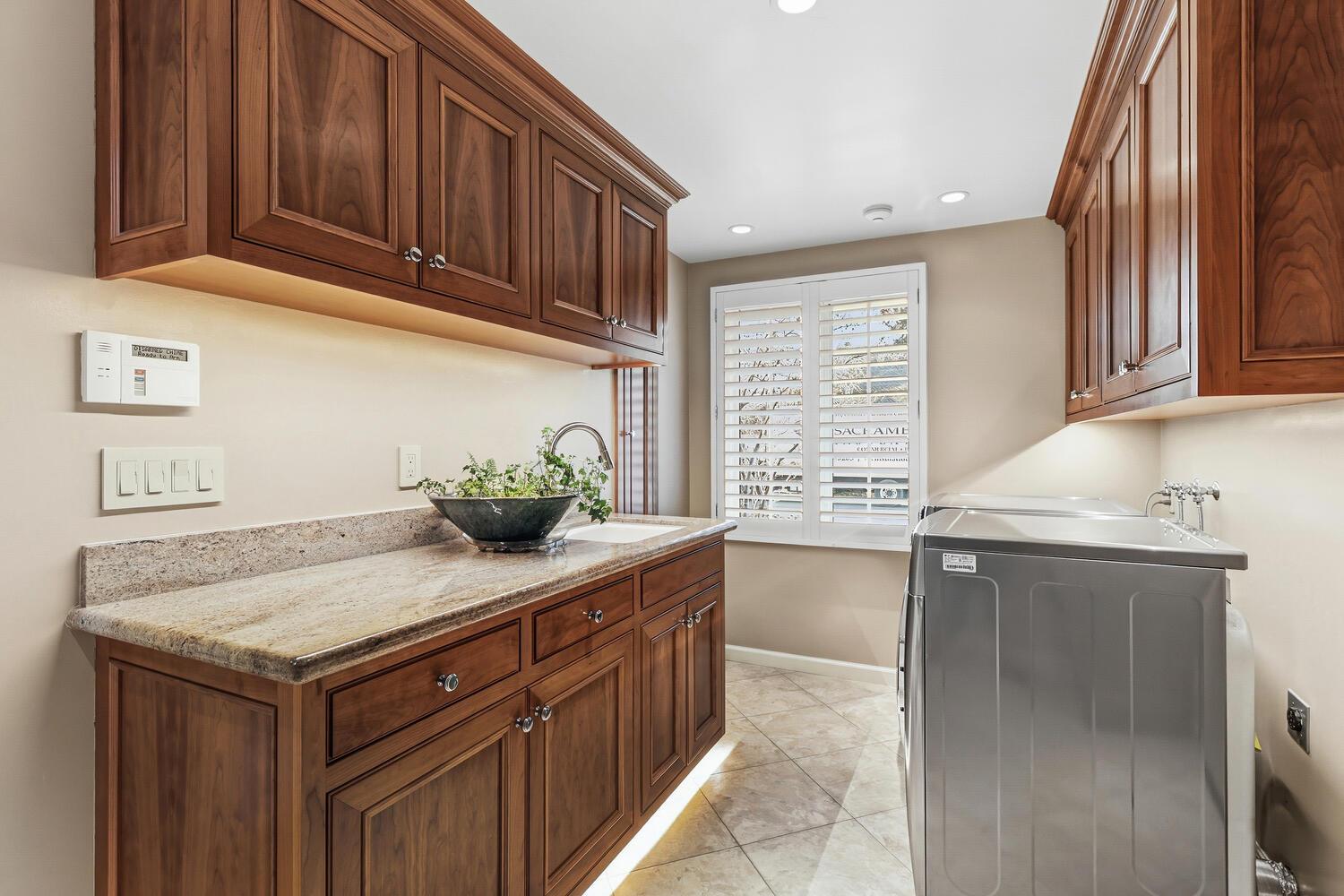 1749 Haggin Grove Way Carmichael, CA 95608 - Photo 62 of 99