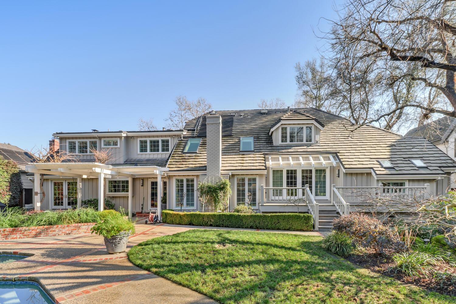 1749 Haggin Grove Way Carmichael, CA 95608 - Photo 77 of 99 front view of a house with a yard