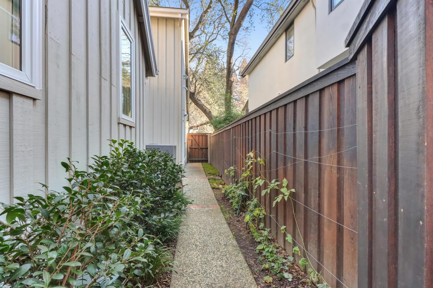 1749 Haggin Grove Way Carmichael, CA 95608 - Photo 88 of 99