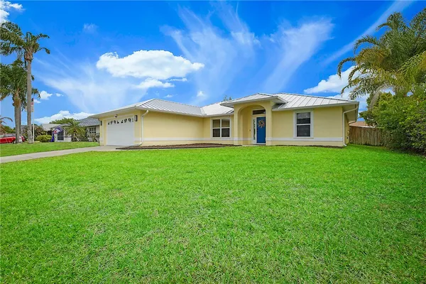 $379,000 | 432 Biscayne Lane, Sebastian, FL 32958