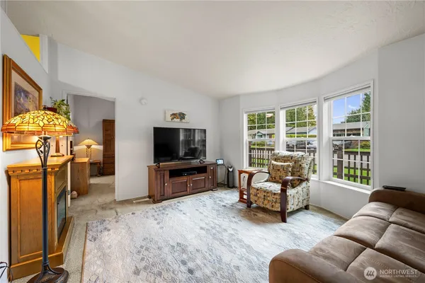 $525,000 | 16400 Dogwood Lane, Arlington, WA 98223