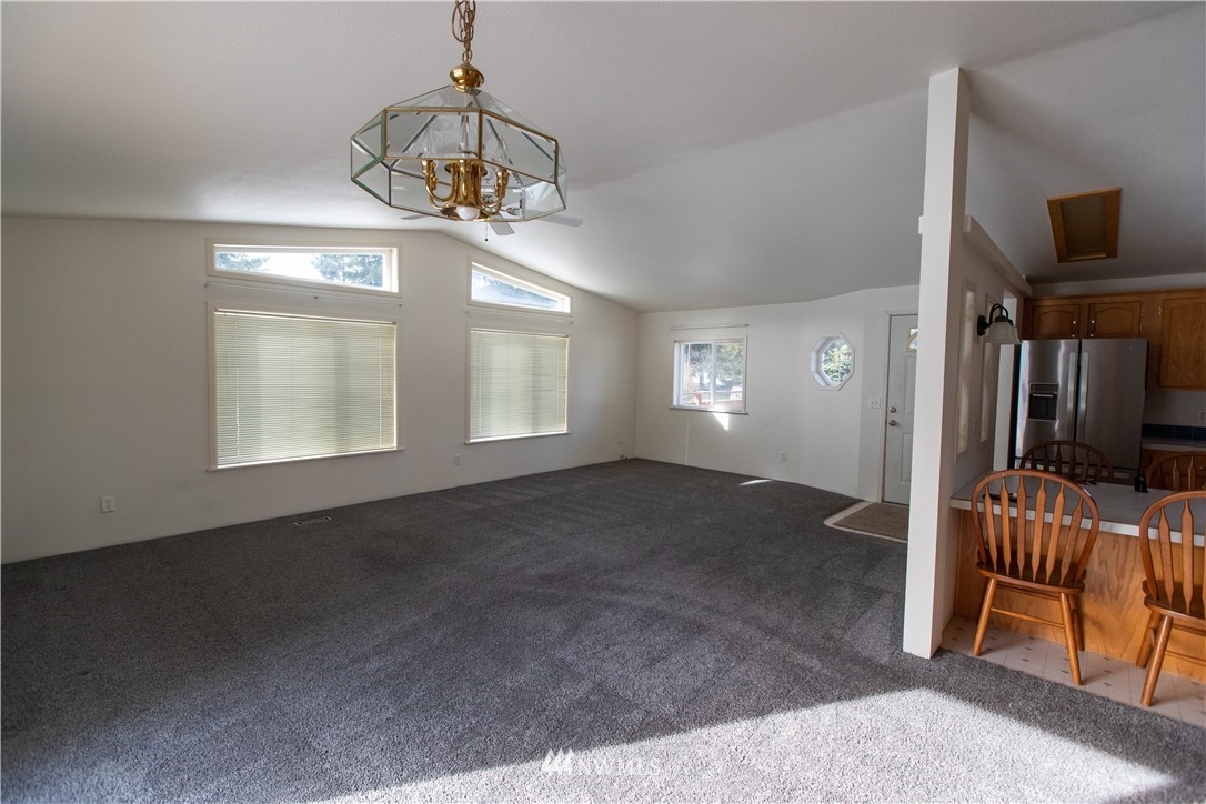 838-8 King Road, Unit 8 Winlock, WA 98596 - Photo 12 of 23