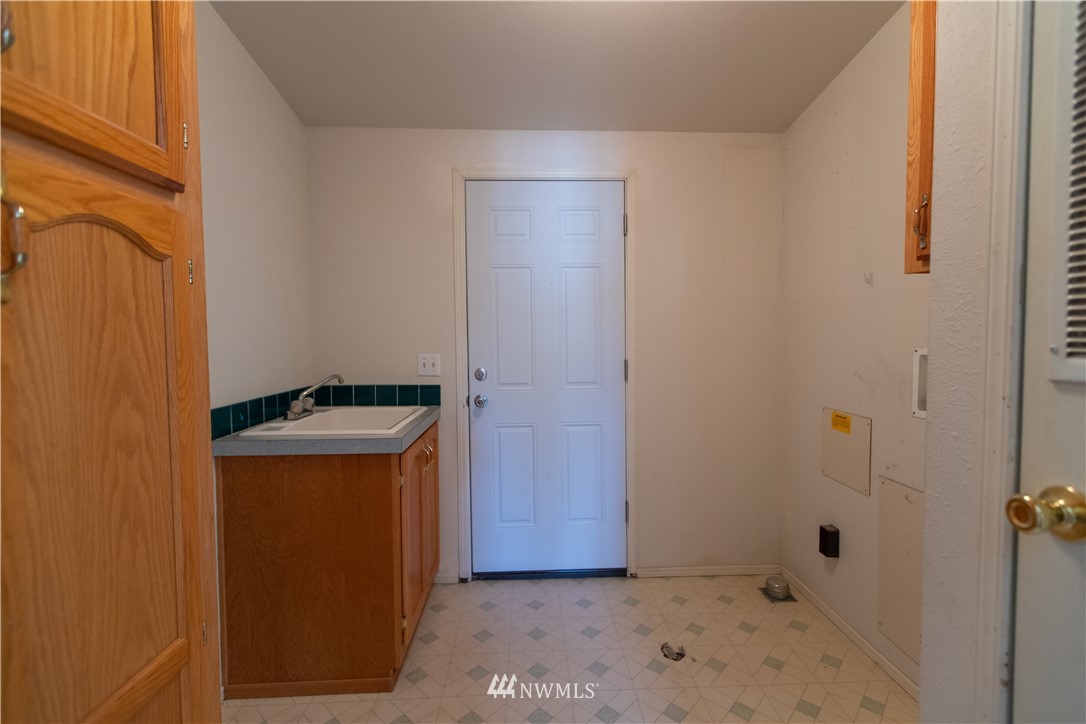 838-8 King Road, Unit 8 Winlock, WA 98596 - Photo 18 of 23