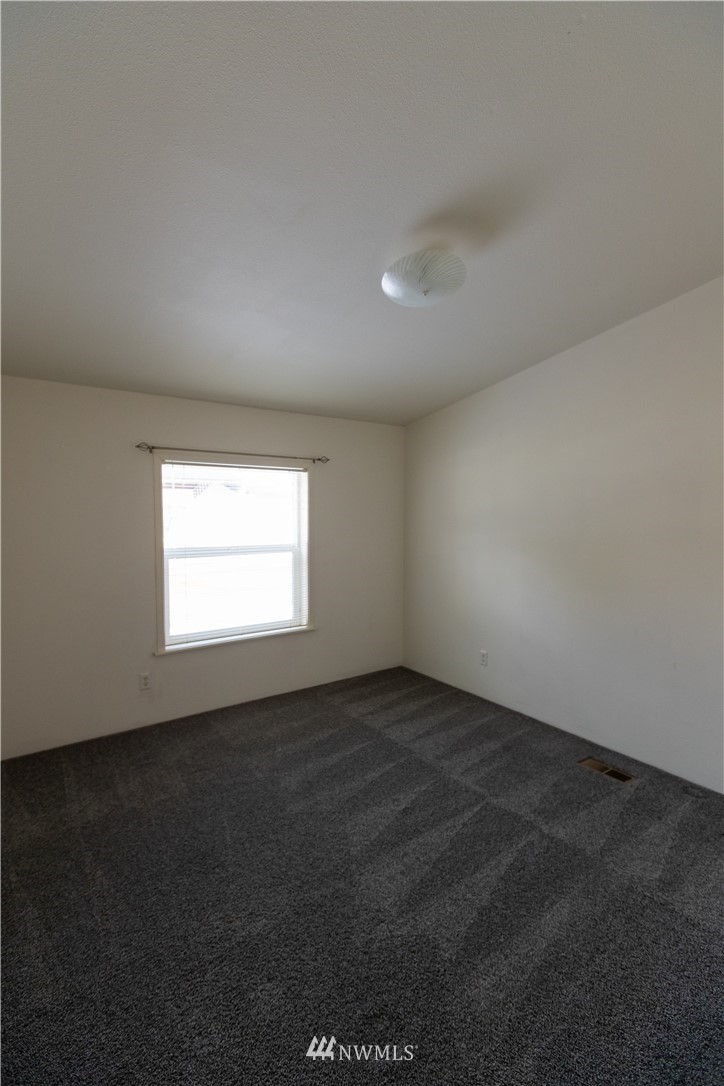 838-8 King Road, Unit 8 Winlock, WA 98596 - Photo 21 of 23