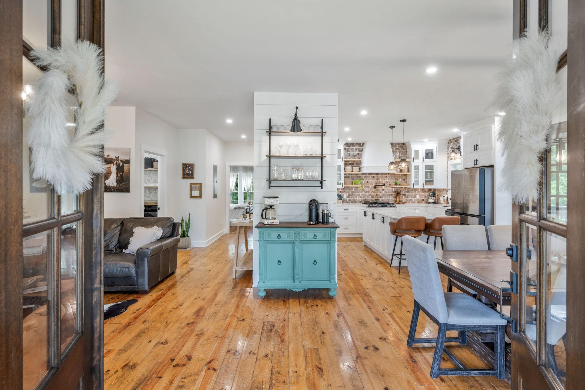 1006 Cherokee Trail Springfield, TN 37172 - Photo 14 of 49 a large kitchen with a table and chairs