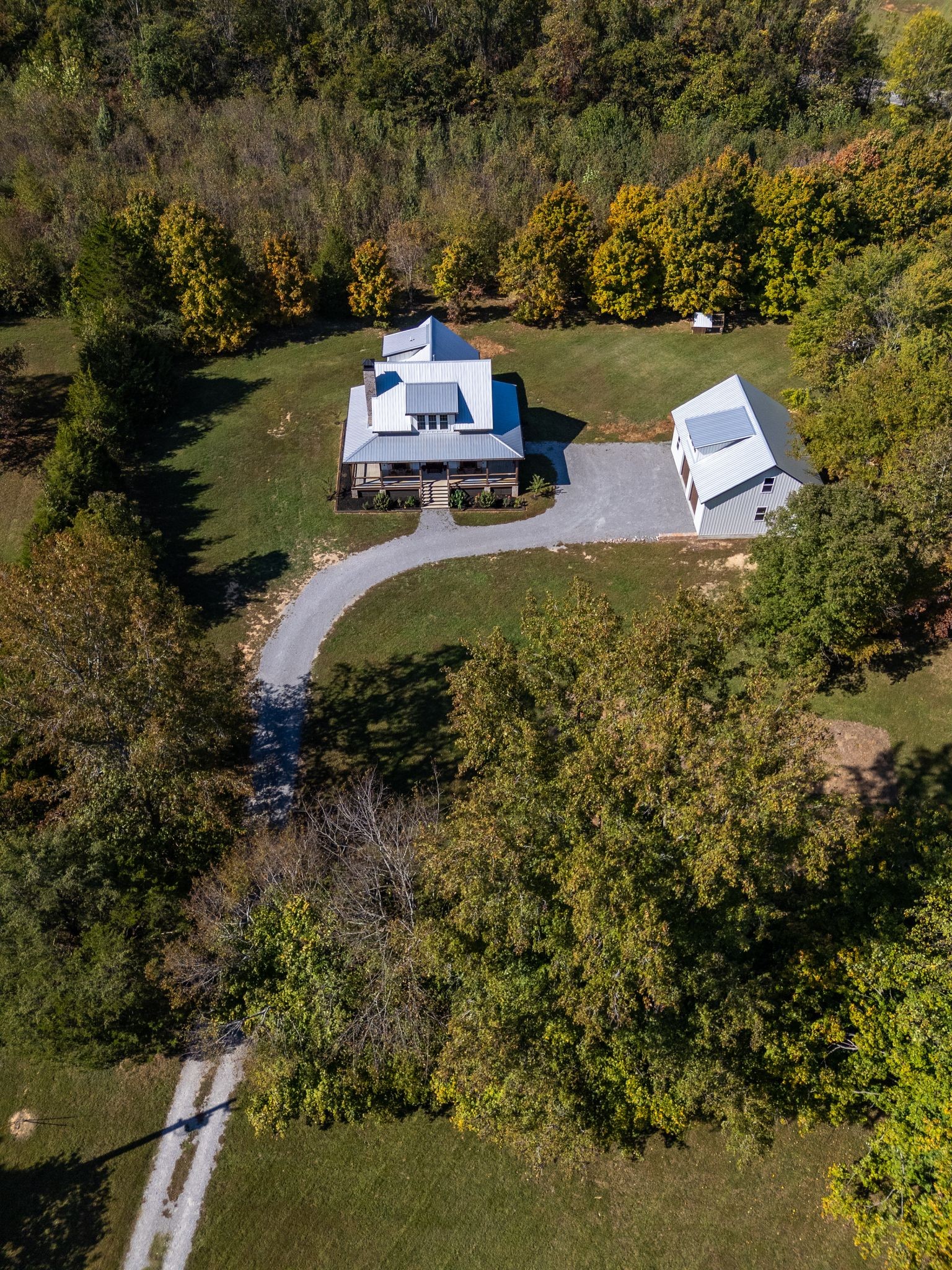 1006 Cherokee Trail Springfield, TN 37172 - Photo 47 of 49 an aerial view of a house with a yard