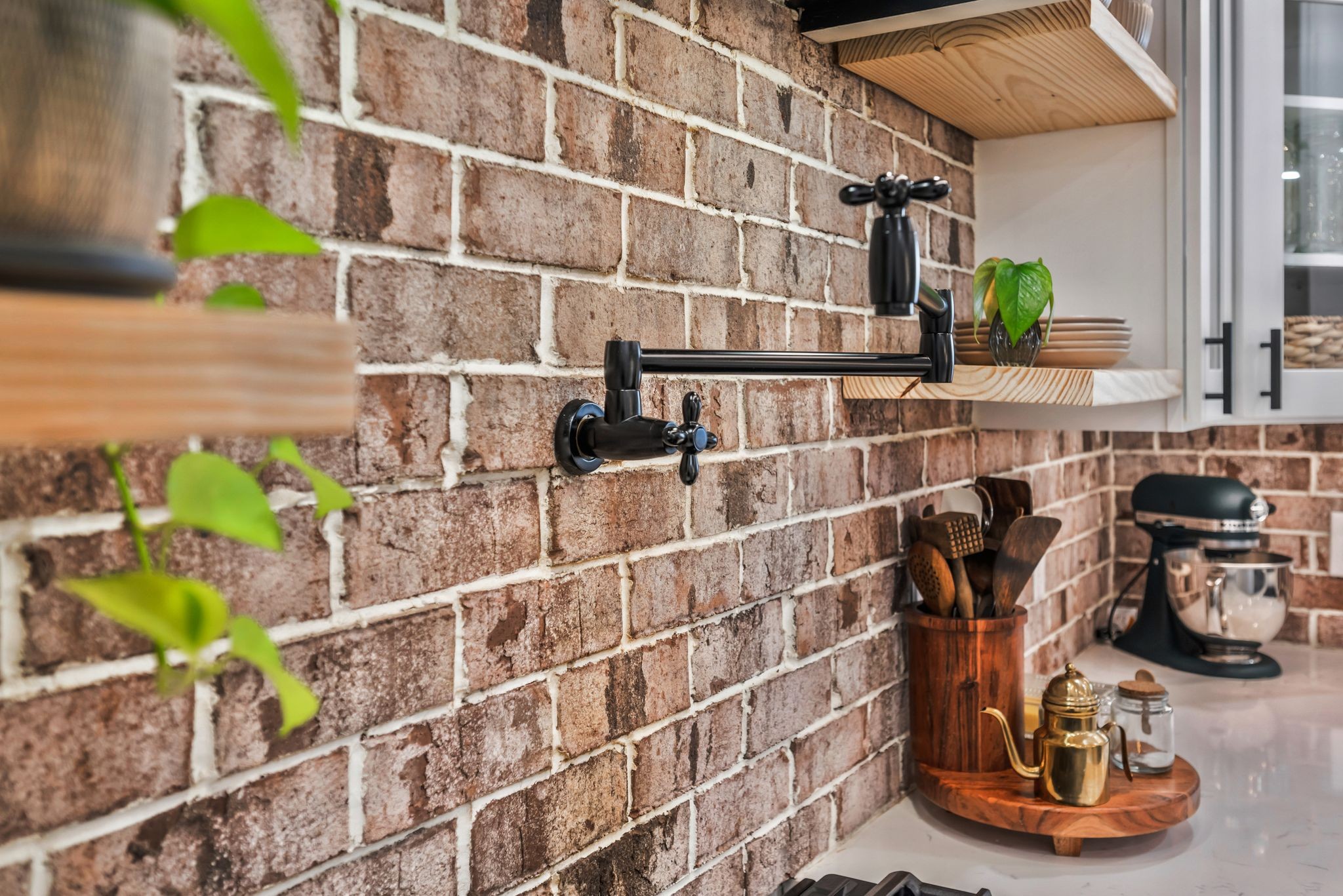 1006 Cherokee Trail Springfield, TN 37172 - Photo 10 of 49 a view of a workspace with wooden floor