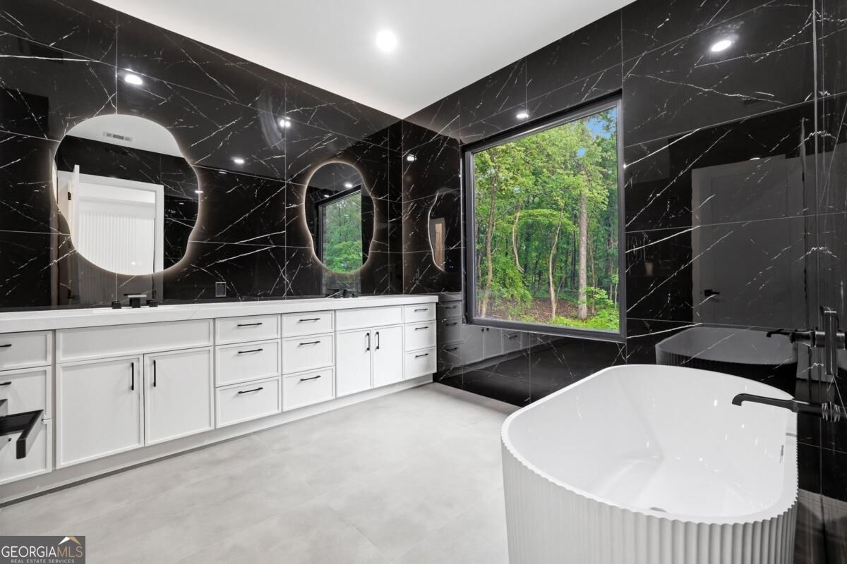 1563 Whitley Road Dacula, GA 30019 - Photo 19 of 44 Gallery Image 19
