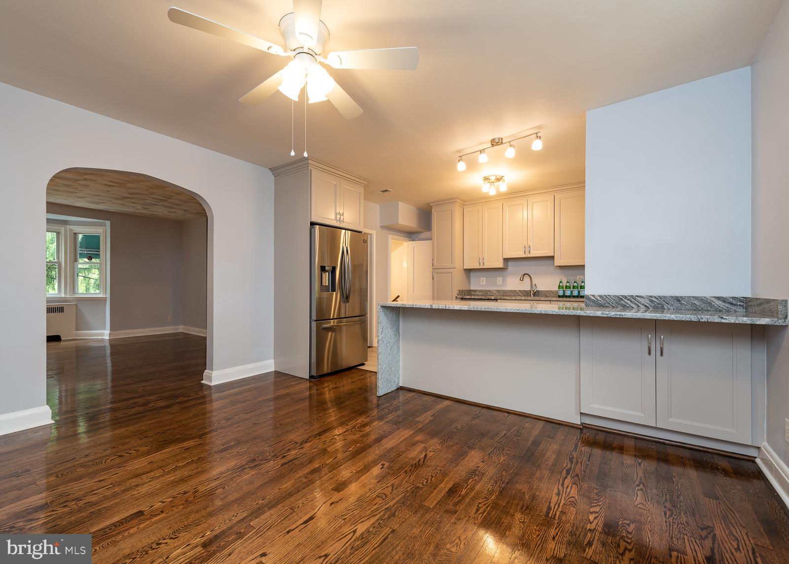 1508 Roundhill Road Baltimore, MD 21218 - Photo 6 of 23 Dining Area