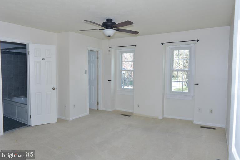 9127 Galbreth Court Springfield, VA 22153 - Photo 6 of 12