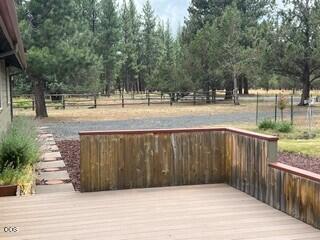 69700 Old Wagon Road Sisters, OR 97759 - Photo 16 of 26