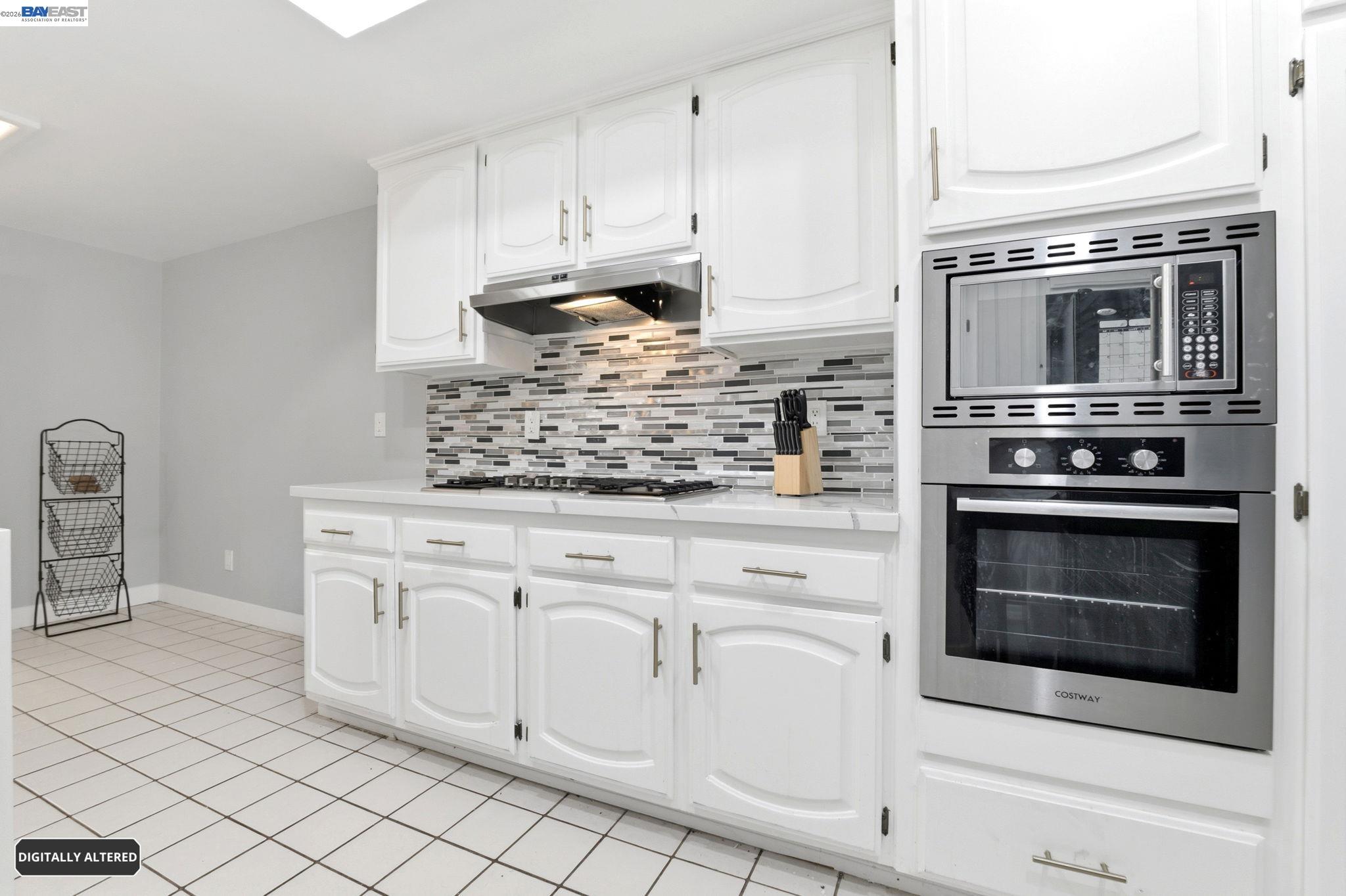 742 Vía Zapata Riverside, CA 92507 - Photo 23 of 53