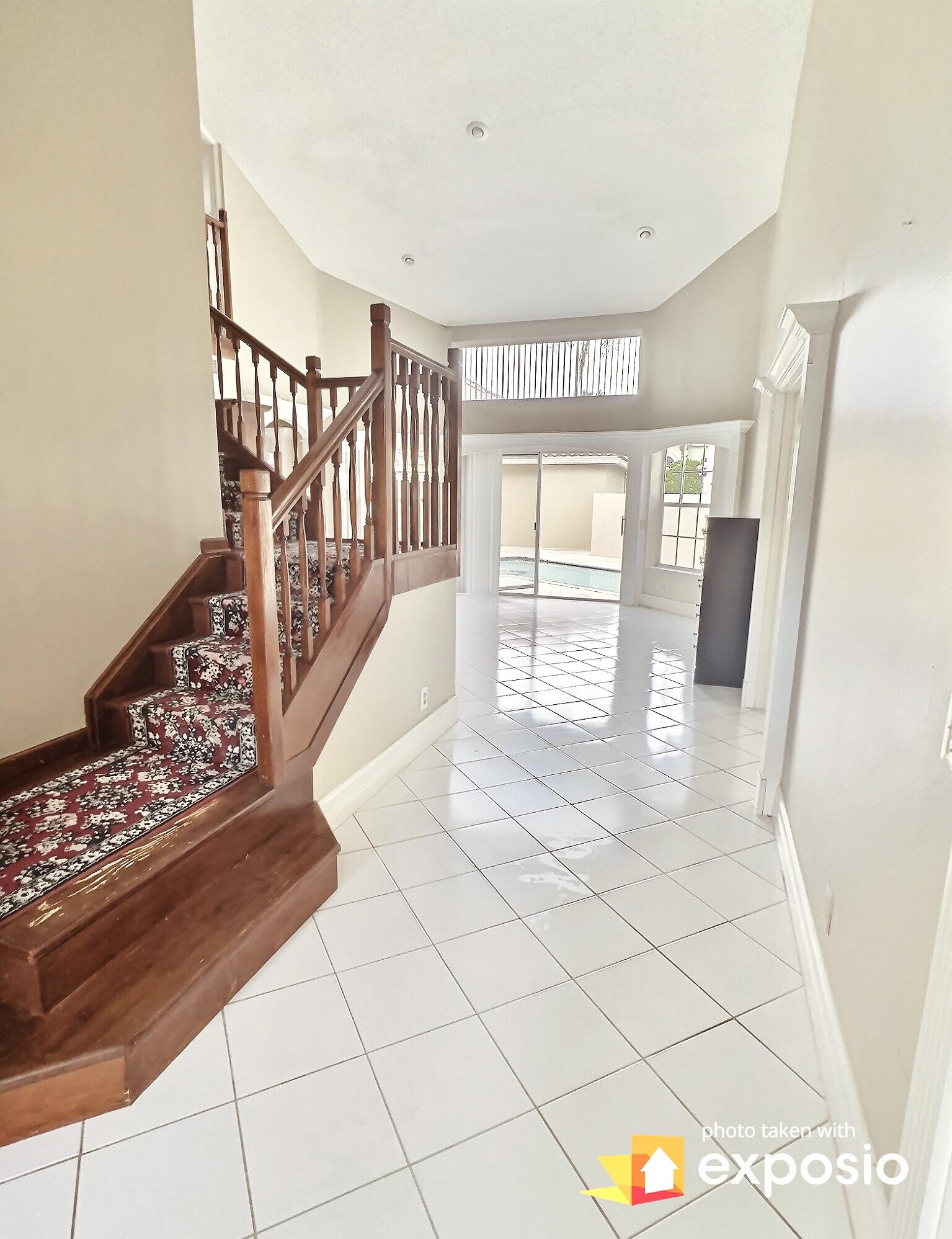 10610 Bexley Boulevard Boca Raton, FL 33428 - Photo 5 of 25 B554A6F7-EA48-4CF4-B9AD-16E57D89789A
