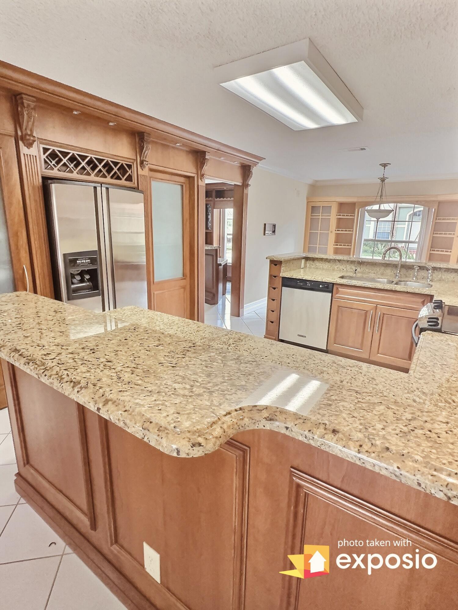 10610 Bexley Boulevard Boca Raton, FL 33428 - Photo 6 of 25 2C24032A-901C-40B4-ACF5-69E63C9DA14B