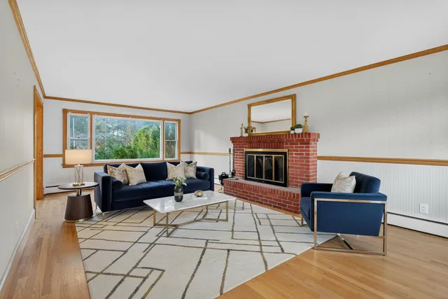 $399,000 | 40 Robinson Gardens, Lewiston, ME 04240