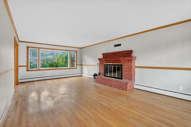 $399,000 | 40 Robinson Gardens, Lewiston, ME 04240