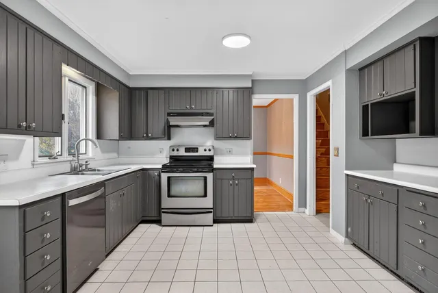 $399,000 | 40 Robinson Gardens, Lewiston, ME 04240