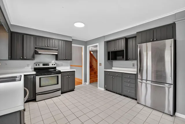 $399,000 | 40 Robinson Gardens, Lewiston, ME 04240