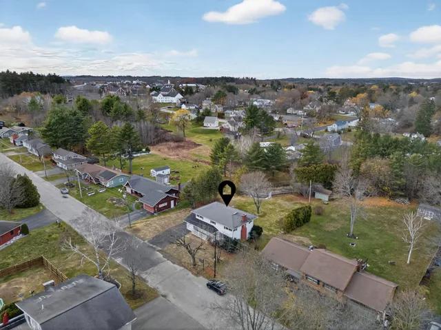 $399,000 | 40 Robinson Gardens, Lewiston, ME 04240