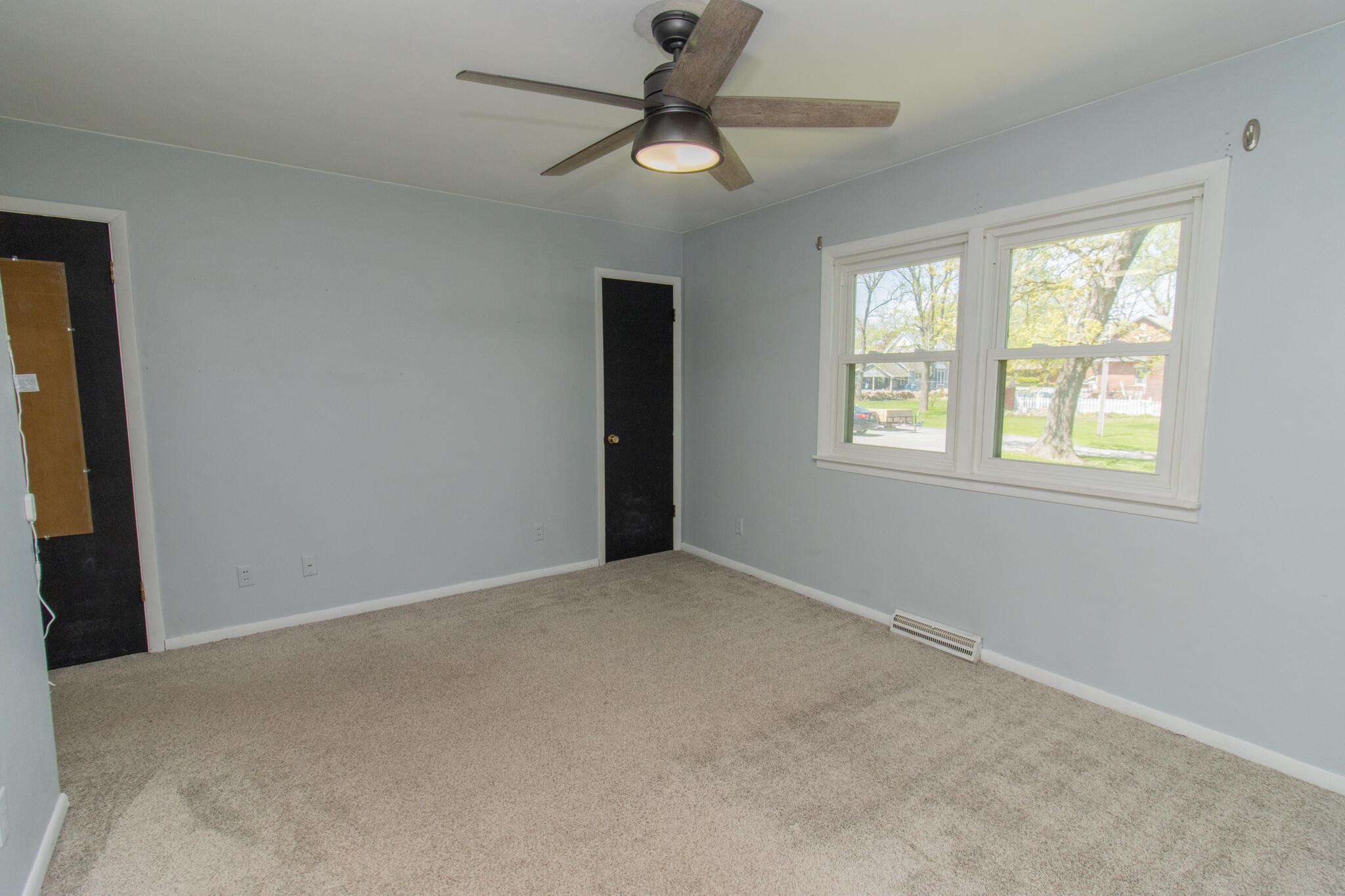 241 R Washington Street Lowell, IN 46356 - Photo 28 of 46 2048x1365