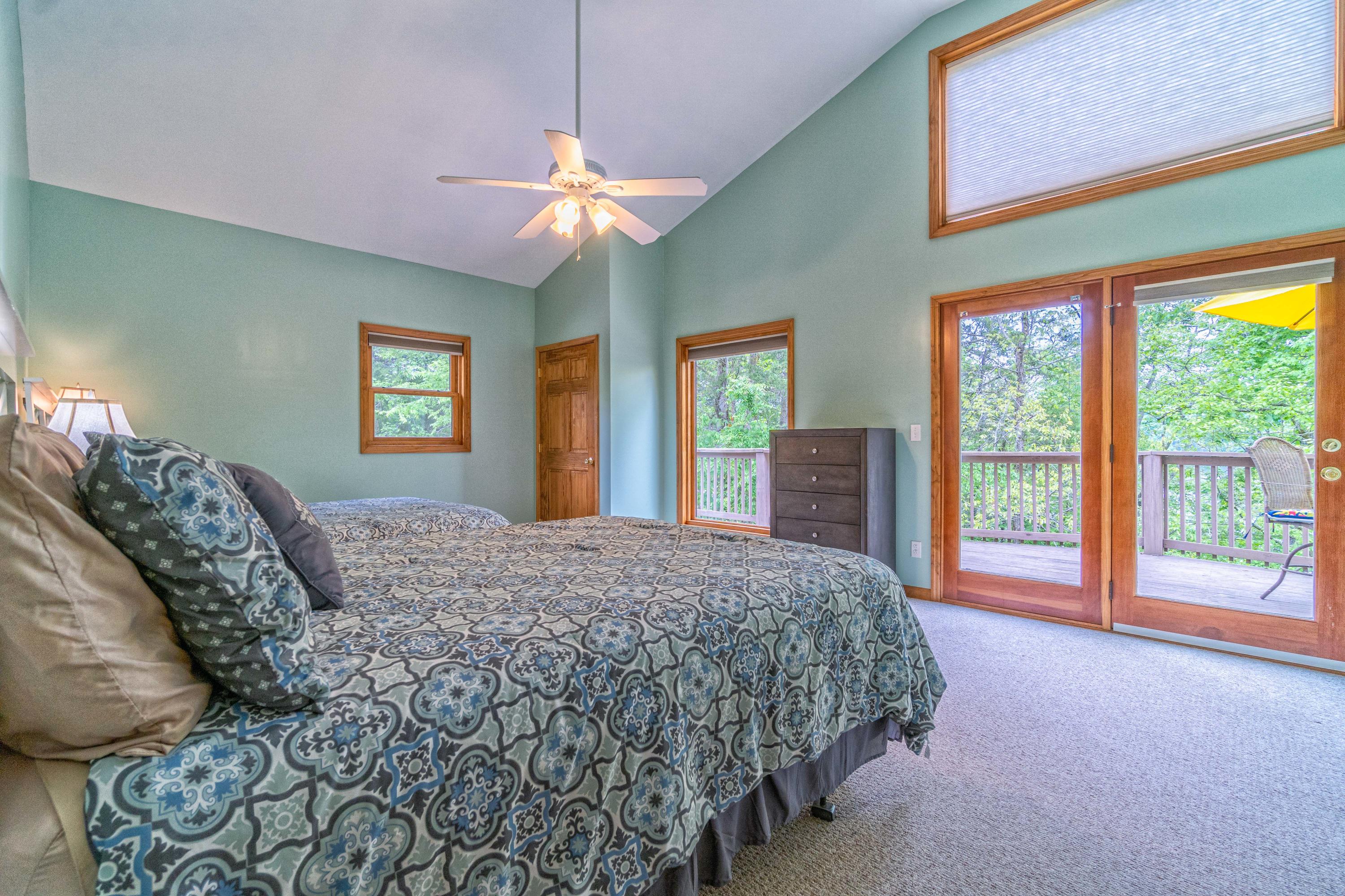 943 East Norris Point Road La Follette, TN 37766 - Photo 17 of 36 Bedroom 3