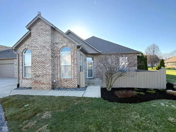 $225,000 | 2379 Saddle Drive, Shelbyville, IN 46176