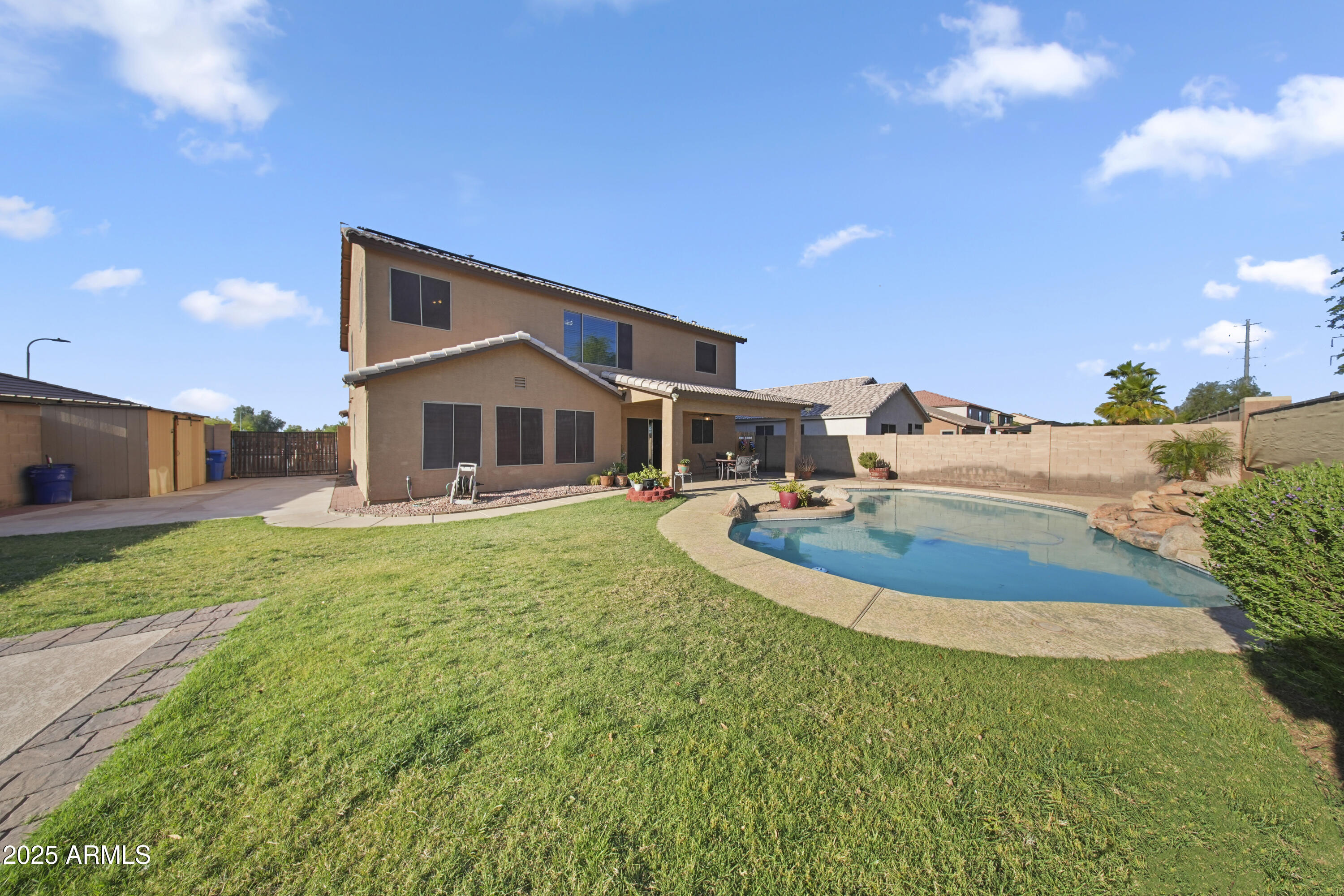 9719 West Heber Road Tolleson, AZ 85353 - Photo 4 of 23 DSC09910