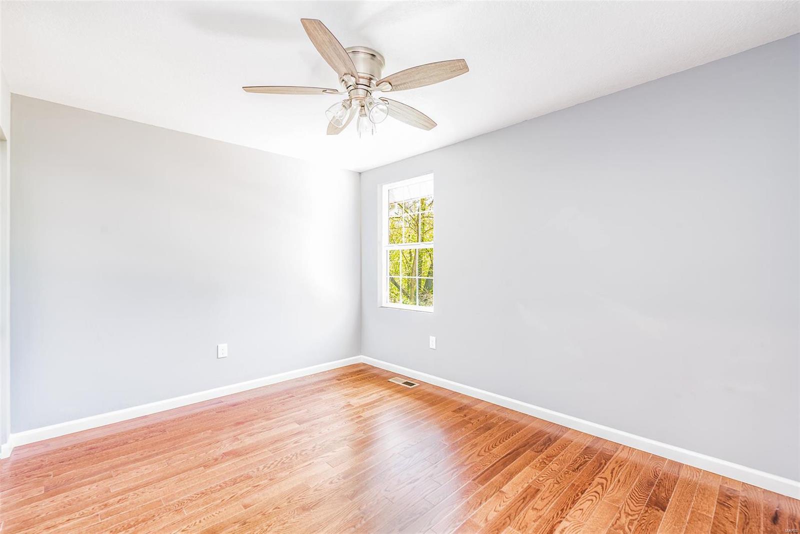 14631 Ladue Road Chesterfield, MO 63017 - Photo 23 of 38