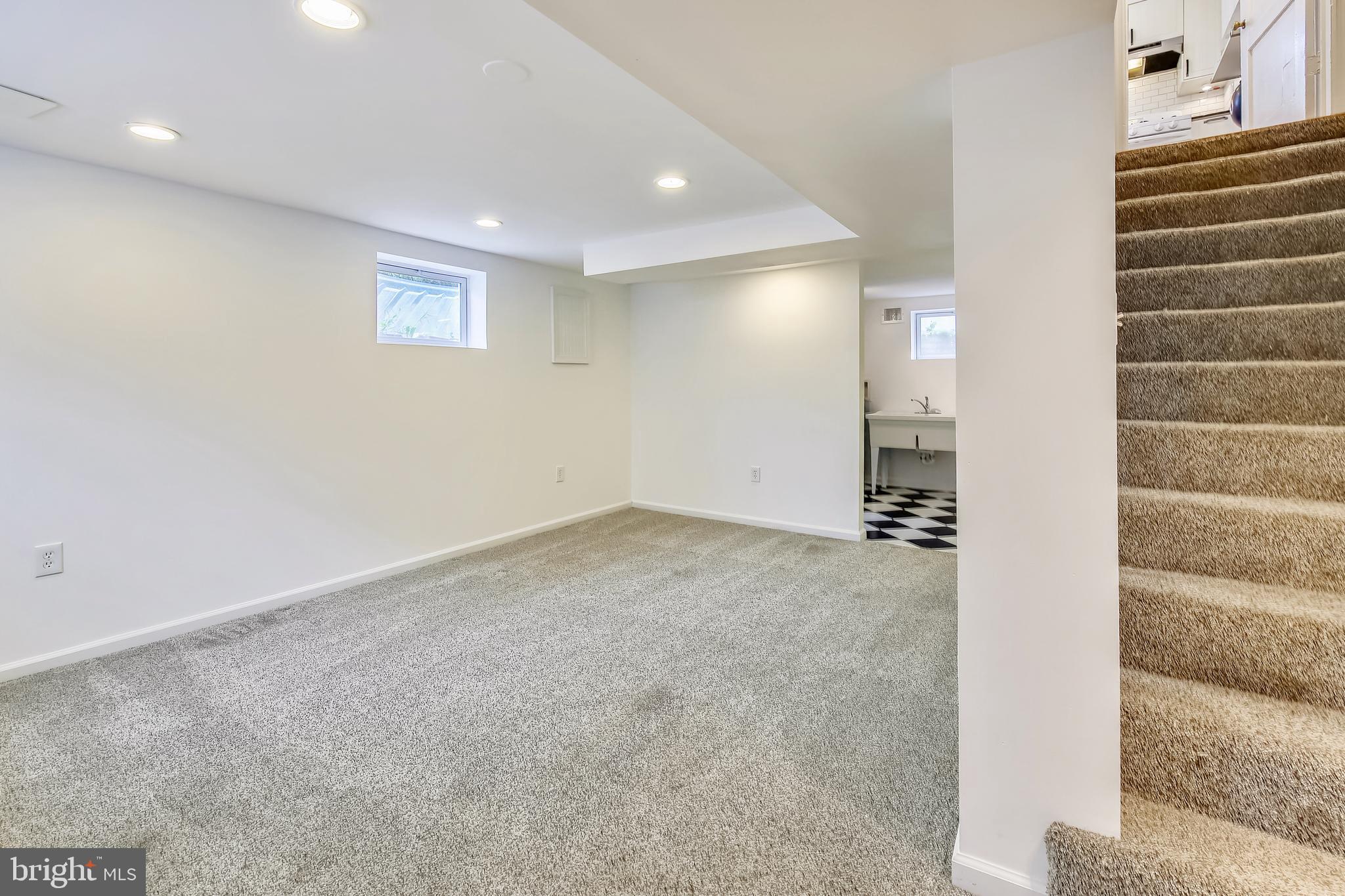 2501 Plyers Mill Road Silver Spring, MD 20902 - Photo 42 of 68 Family room