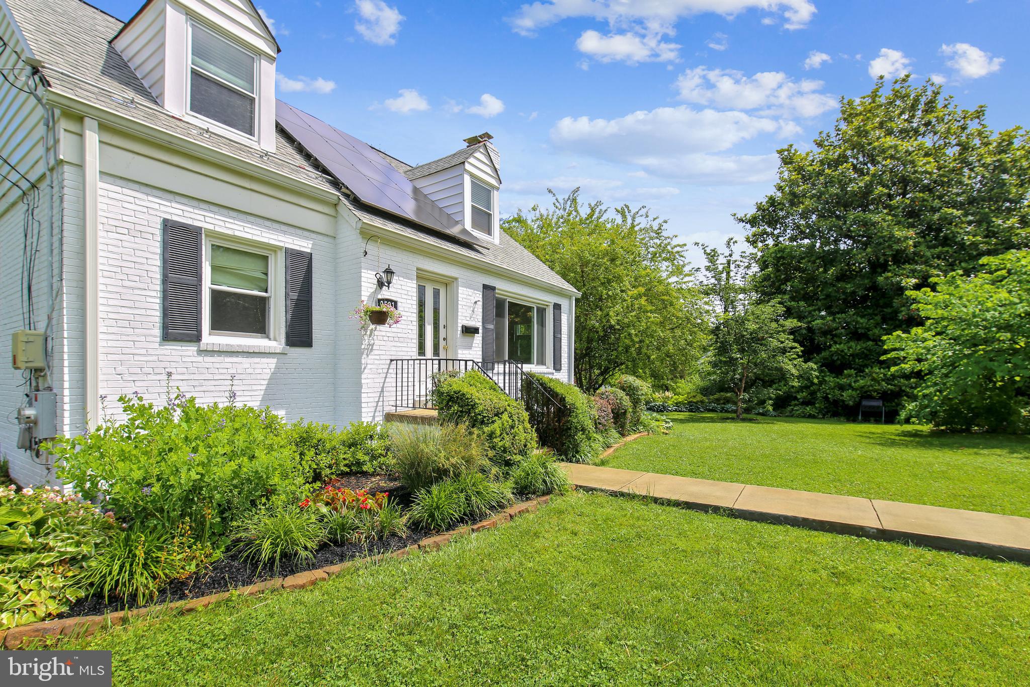 2501 Plyers Mill Road Silver Spring, MD 20902 - Photo 61 of 68 Less than 1 mile to Metro - Super convenient!