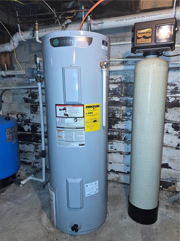 117 Cowpath Road Aliquippa, PA 15001 - Photo 47 of 50 2026 HOT WATER TANK