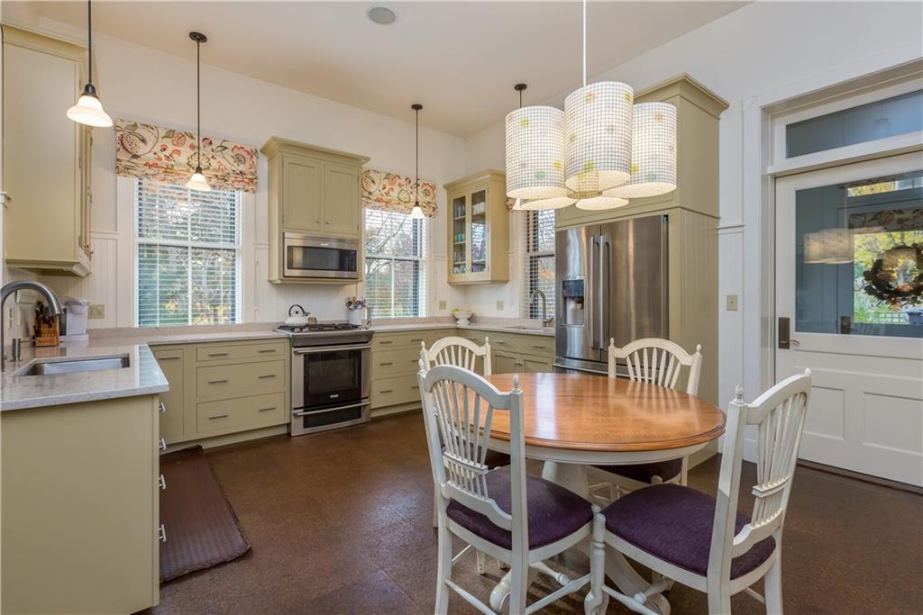 395 Spring Street Portland, ME 04102 - Photo 18 of 35 Photo