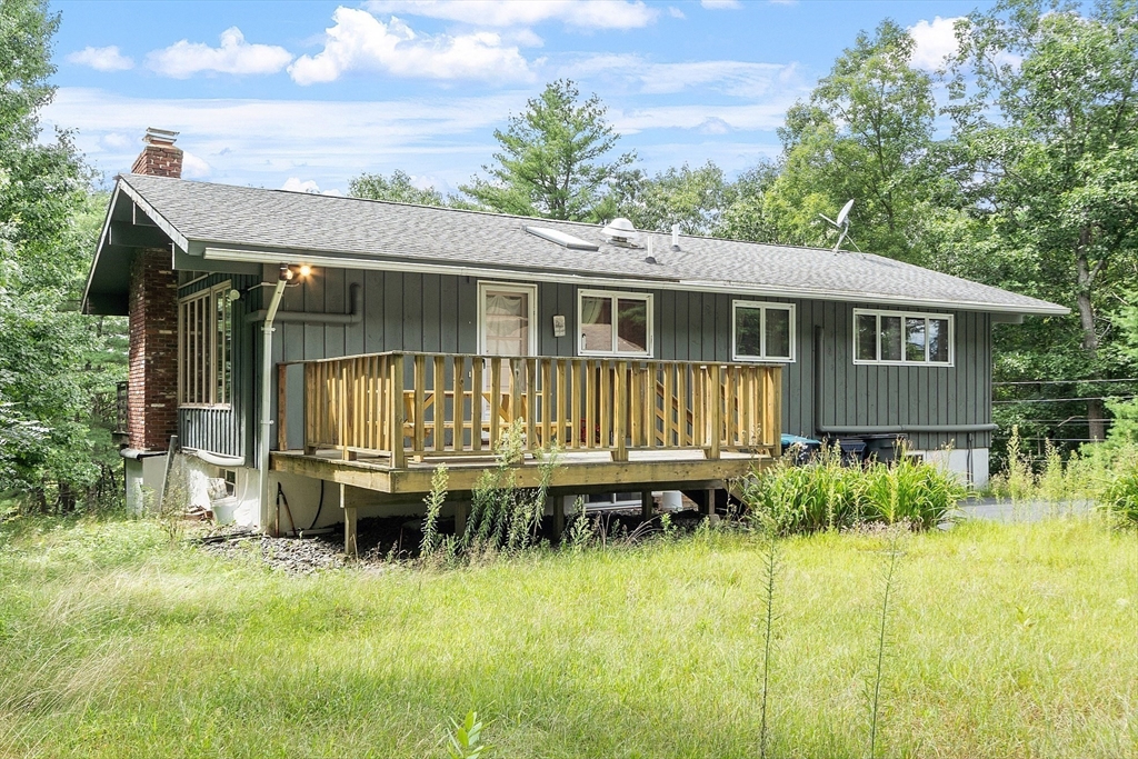 3 Tuttle Road Sterling, MA 01564 - Photo 3 of 42