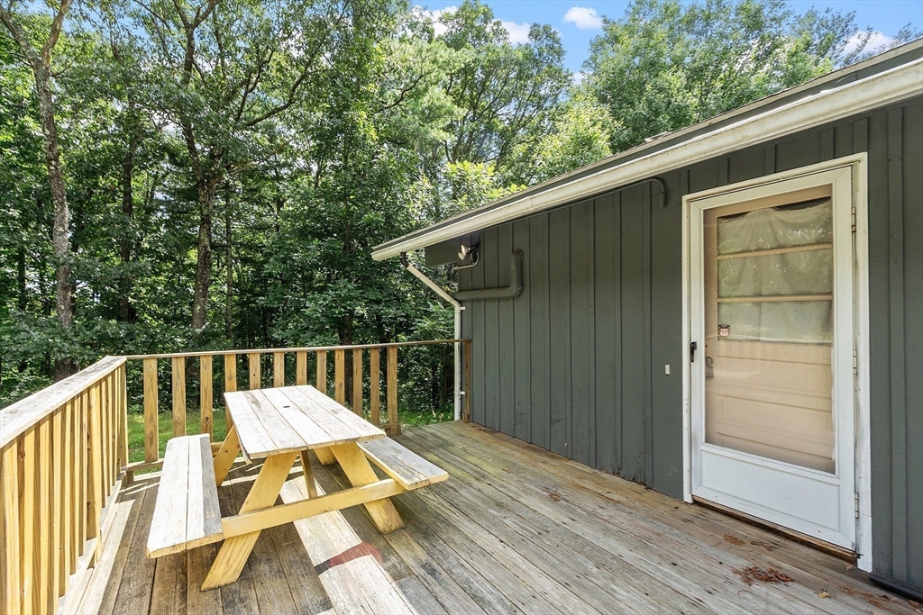 3 Tuttle Road Sterling, MA 01564 - Photo 33 of 42