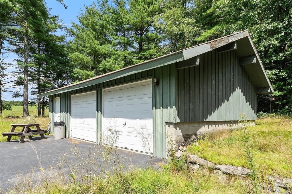3 Tuttle Road Sterling, MA 01564 - Photo 39 of 42