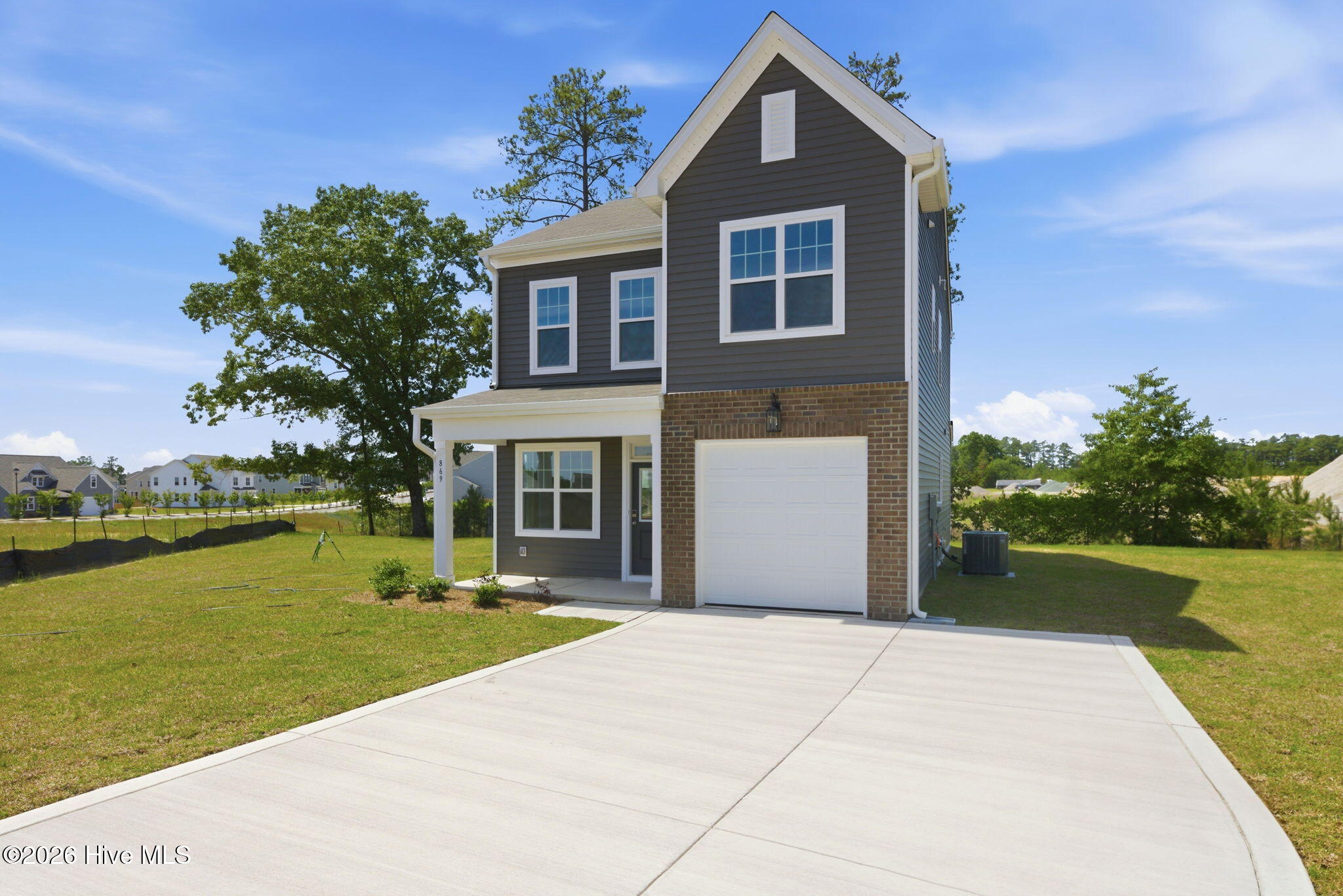869 Tyers Road, Unit 240 Aberdeen, NC 28315 - Photo 3 of 27 3-web-or-mls-707A0221