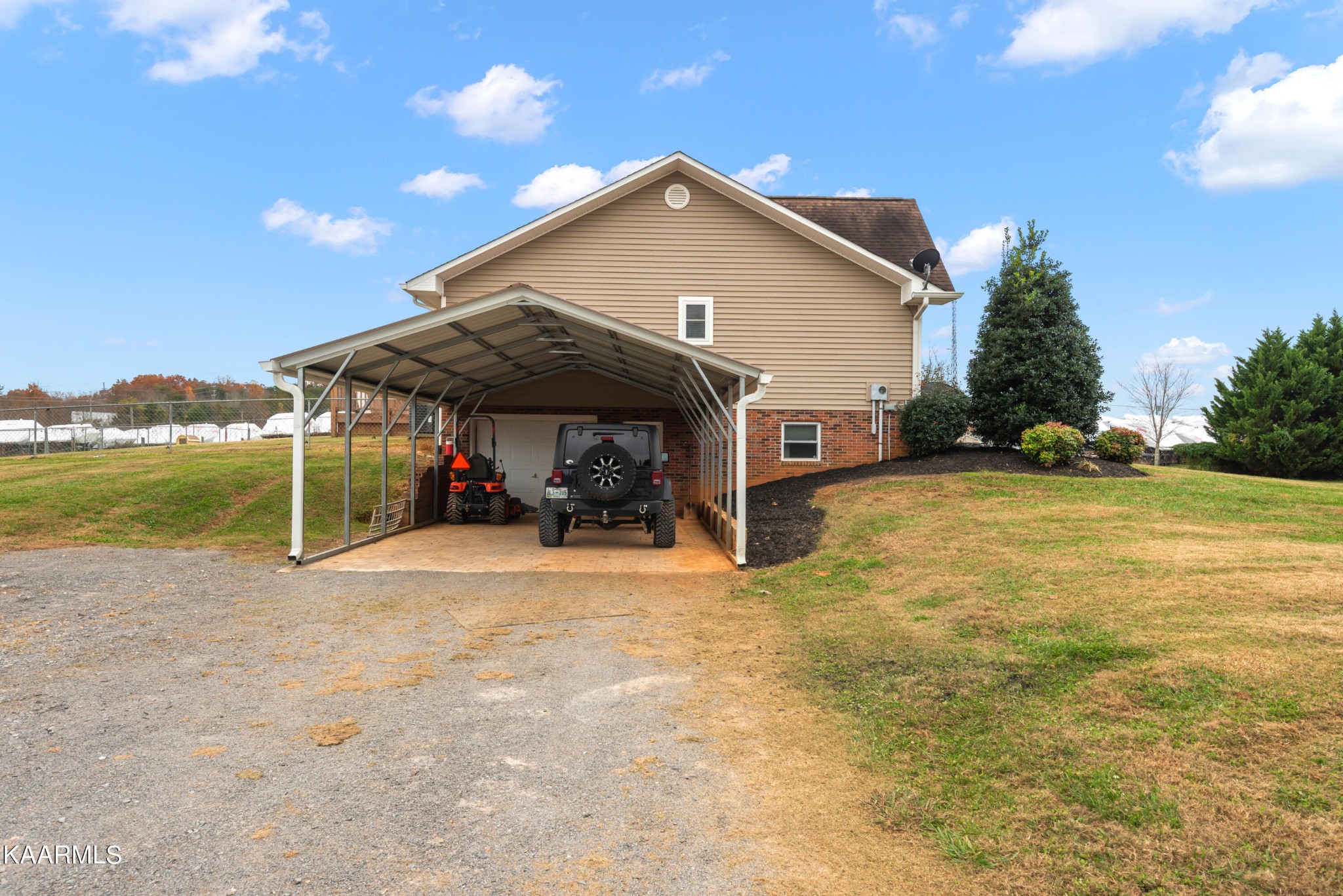 253 Pressley Road Vonore, TN 37885 - Photo 6 of 36 Gallery Image 6