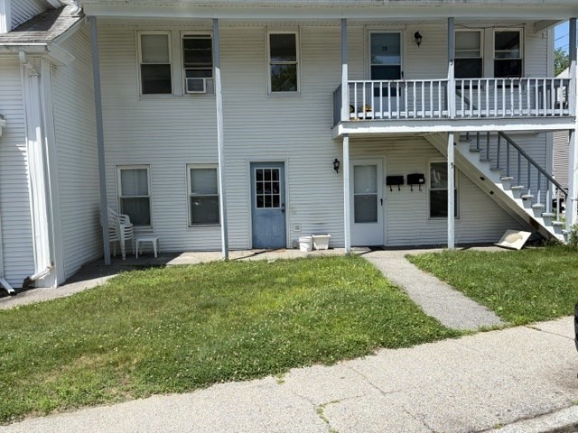 5 Hill Street, Unit 2 Webster, MA 01570 - Photo 1 of 9
