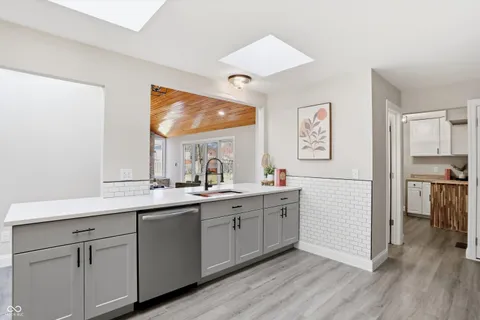 $455,000 | 4838 East 72nd Street, Indianapolis, IN 46250