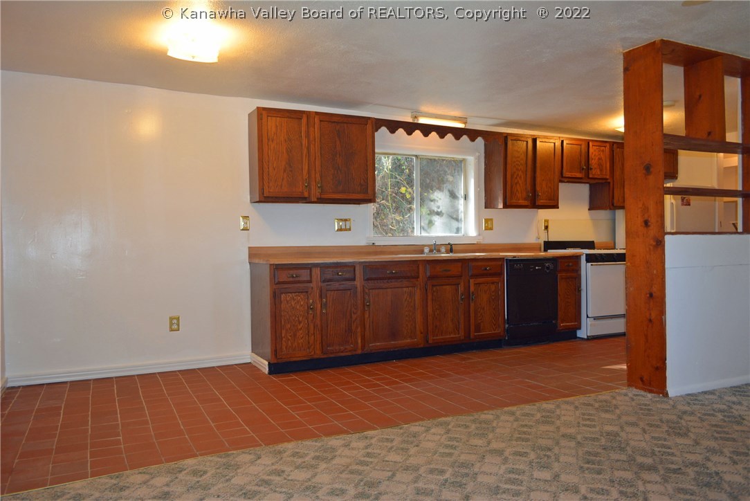 1111 Thorne Road Charleston, WV 25303 - Photo 2 of 25 Gallery Image 2