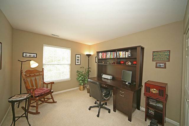 828 Riding Lane St. Charles, IL 60174 - Photo 14 of 24