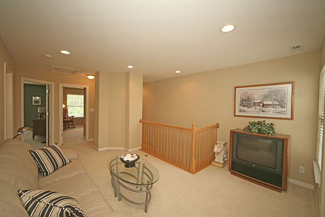 828 Riding Lane St. Charles, IL 60174 - Photo 16 of 24