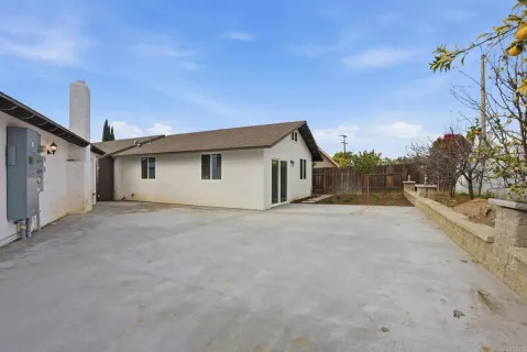 $1,479,000 | 1668 Spanish Oak Place, El Cajon, CA 92019