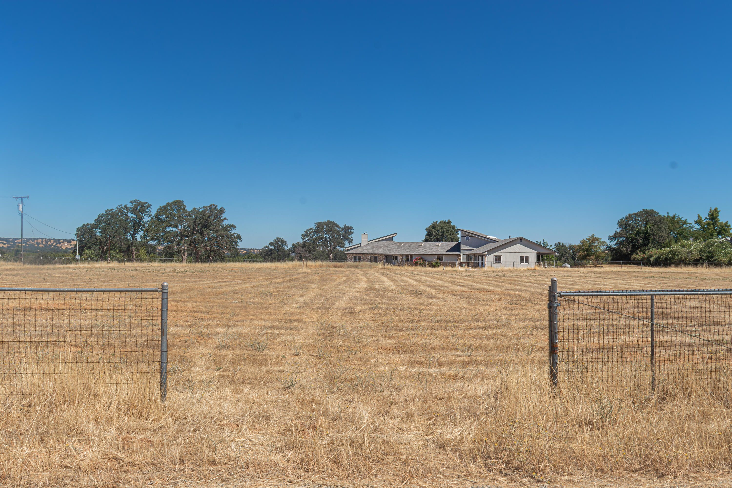 17945 Rivers Edge Drive Red Bluff, CA 96080 - Photo 11 of 25 a view of ocean view