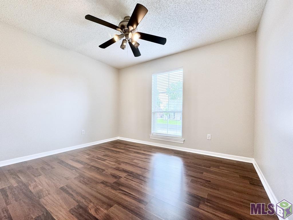 18440 Lakefield Avenue Baton Rouge, LA 70817 - Photo 8 of 17